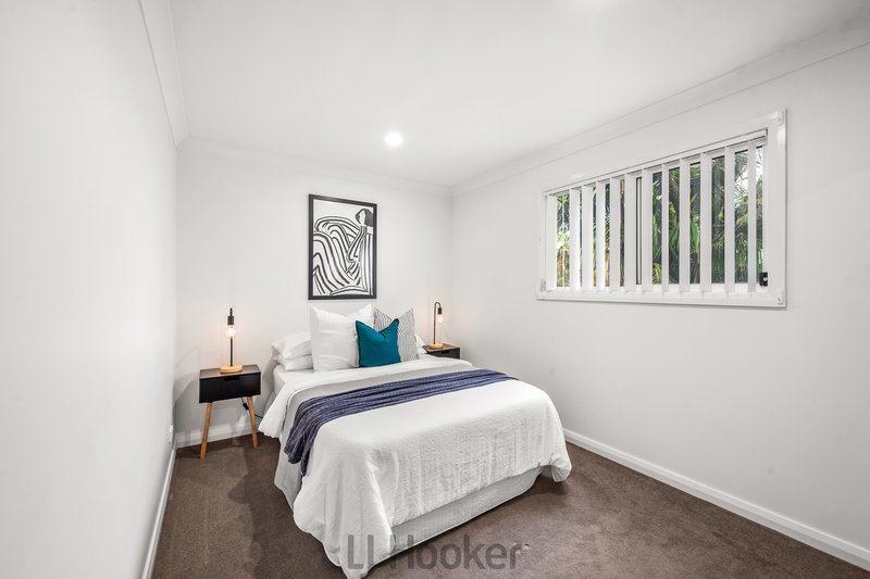 Photo - 2/212 Warners Bay Road, Mount Hutton NSW 2290 - Image 8