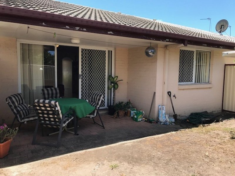 Photo - 22/128 Benowa Road, Southport QLD 4215 - Image 11