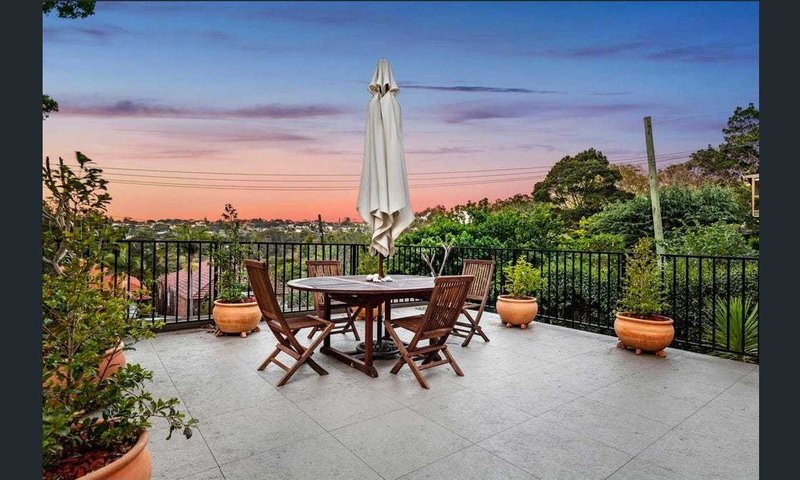 Photo - 2/213-215 Edgecliff Road, Woollahra NSW 2025 - Image 4