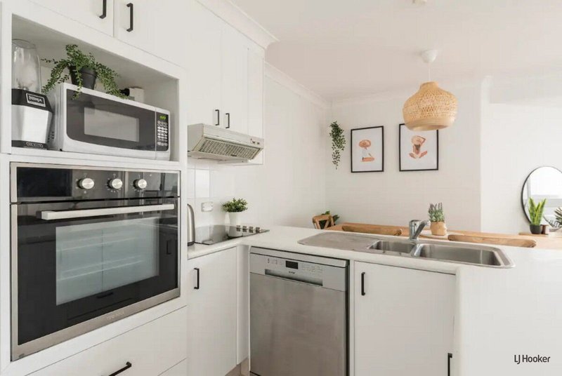 Photo - 22/14 Jefferson Lane, Palm Beach QLD 4221 - Image 3