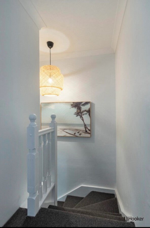 Photo - 22/14 Jefferson Lane, Palm Beach QLD 4221 - Image 8