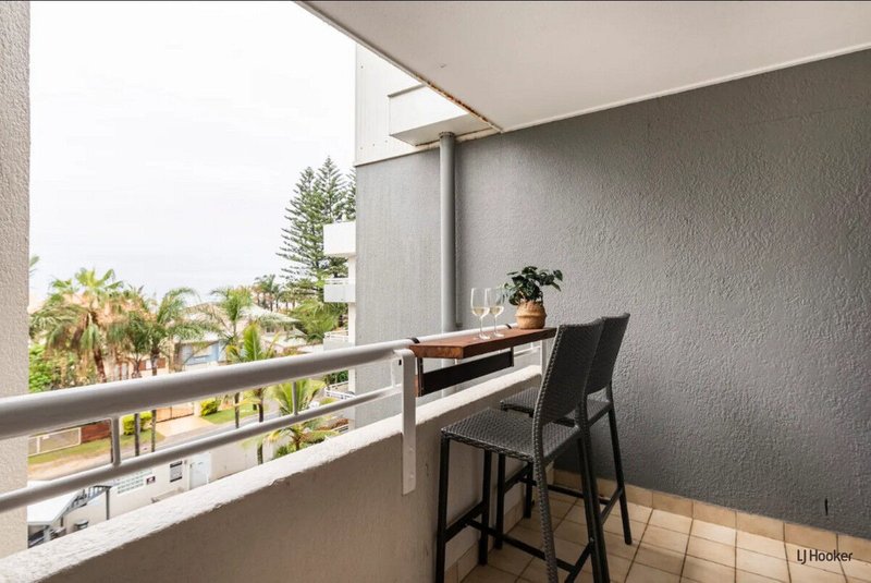 Photo - 22/14 Jefferson Lane, Palm Beach QLD 4221 - Image 10