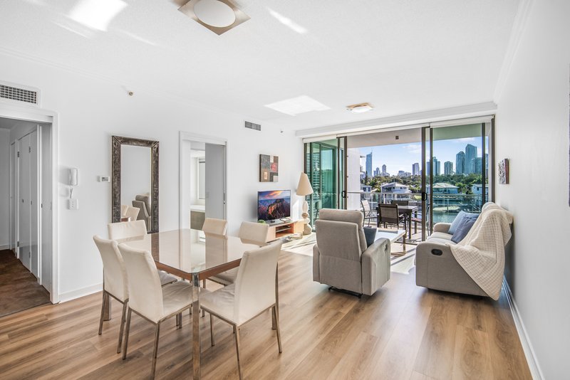 Photo - 2214/33 T E Peters Drive, Broadbeach Waters QLD 4218 - Image