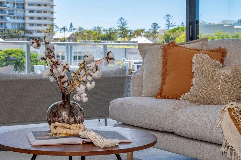 Photo - 22/15 Dutton Street, Coolangatta QLD 4225 - Image 8