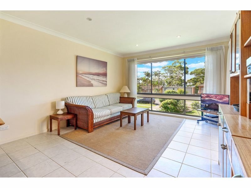 Photo - 2/215 Elizabeth Drive, Vincentia NSW 2540 - Image 4