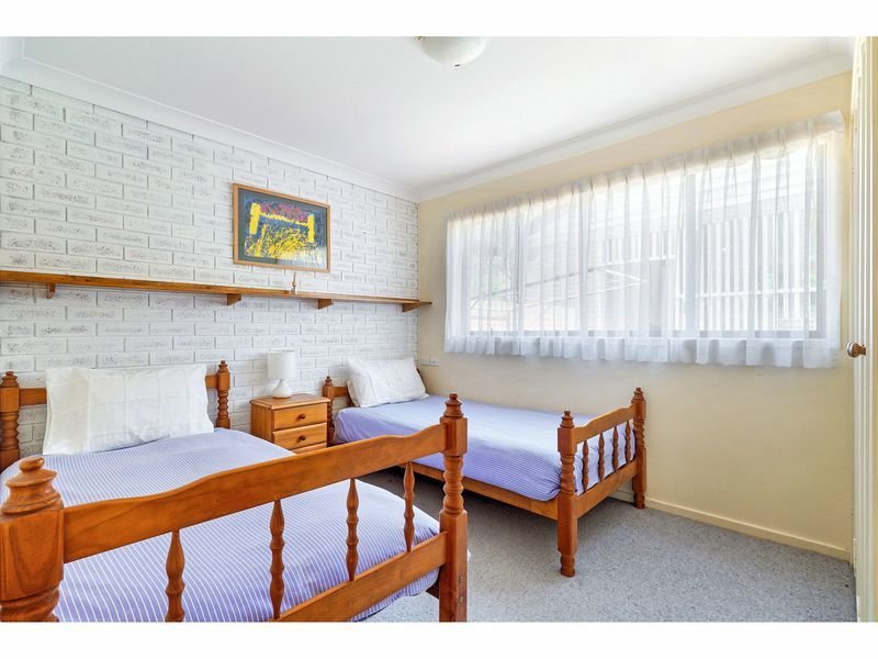 Photo - 2/215 Elizabeth Drive, Vincentia NSW 2540 - Image 13