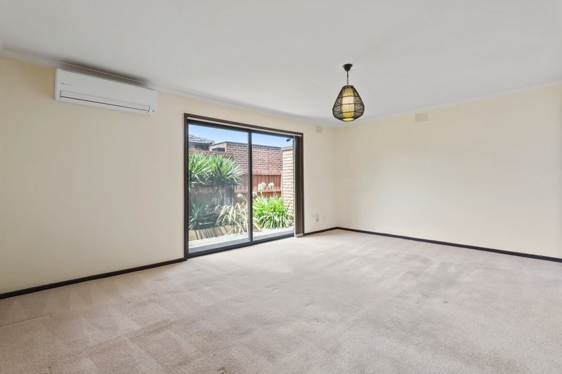 Photo - 22/157 Noble Street, Springvale South VIC 3172 - Image 2