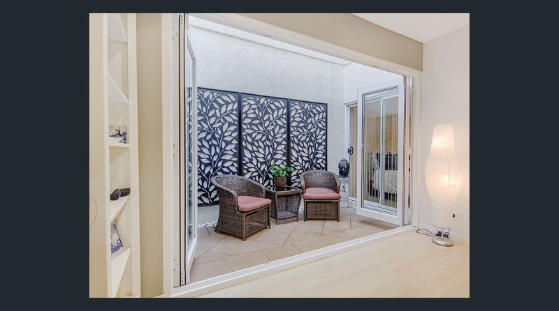 Photo - 2/216 Arcadia Drive, Shoalwater WA 6169 - Image 23