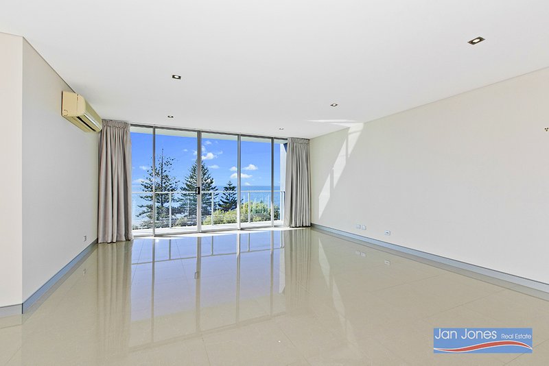 Photo - 22/17-23 Marine Parade, Redcliffe QLD 4020 - Image 5