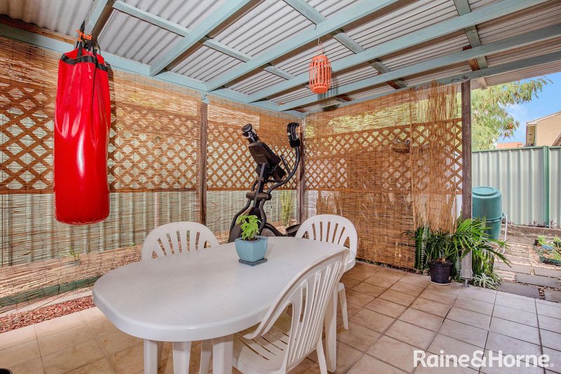 Photo - 22/18 Defiance Road, Logan Central QLD 4114 - Image 9