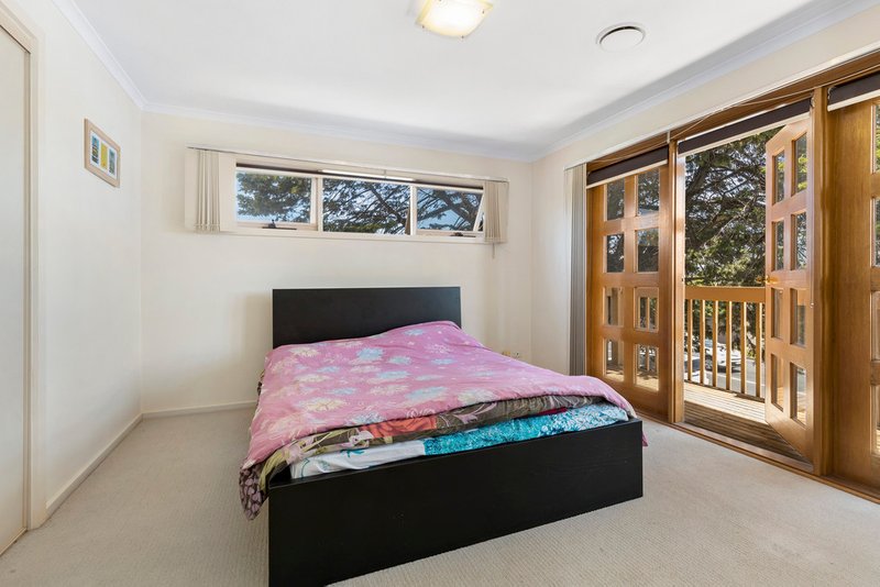 Photo - 2/218 Warrigal Road, Oakleigh South VIC 3167 - Image 5