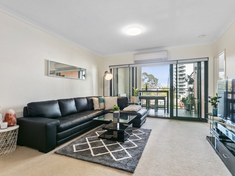 Photo - 22/18 Wellington Street, East Perth WA 6004 - Image 7