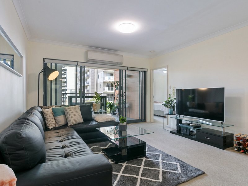 Photo - 22/18 Wellington Street, East Perth WA 6004 - Image 8