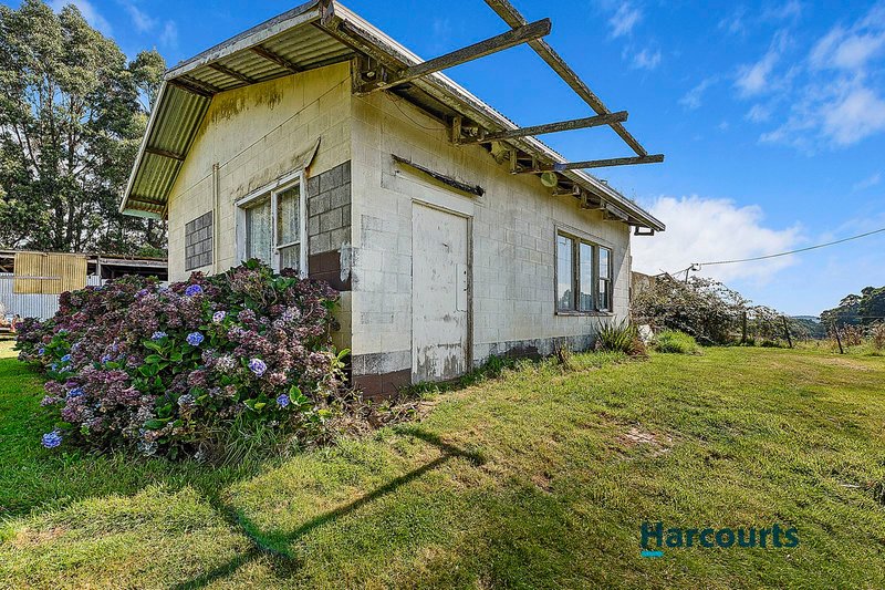 Photo - 2218 Wilmot Road, Lower Wilmot TAS 7310 - Image 7