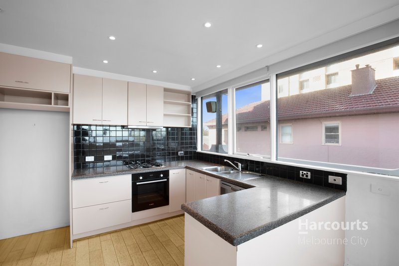 Photo - 22/189 Beaconsfield Parade, Middle Park VIC 3206 - Image 4