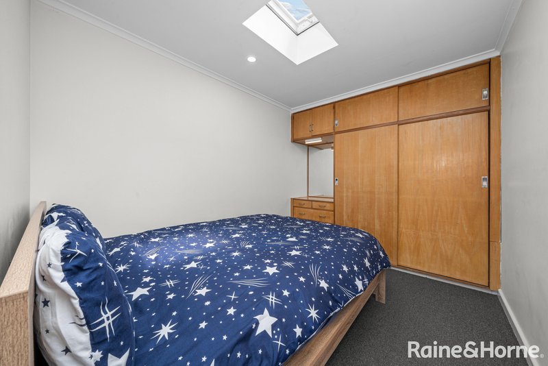 Photo - 2/21A Boa Vista Road, New Town TAS 7008 - Image 10
