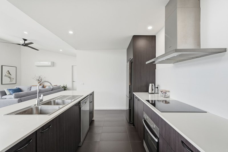 Photo - 22/1B Bournville Crescent, Claremont TAS 7011 - Image 4