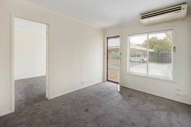 Photo - 2/22-24 Lindsay Street, Newcomb VIC 3219 - Image 3