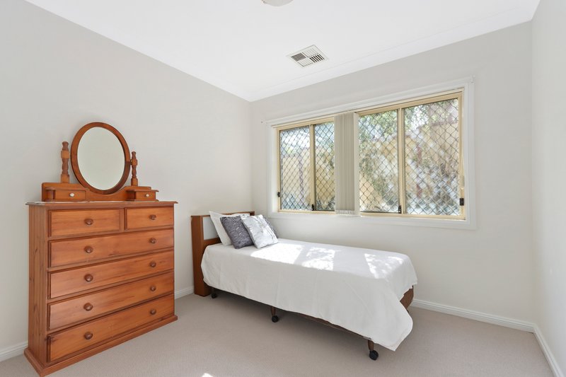 Photo - 2/22-26 Collaroy Avenue, Peakhurst NSW 2210 - Image 3