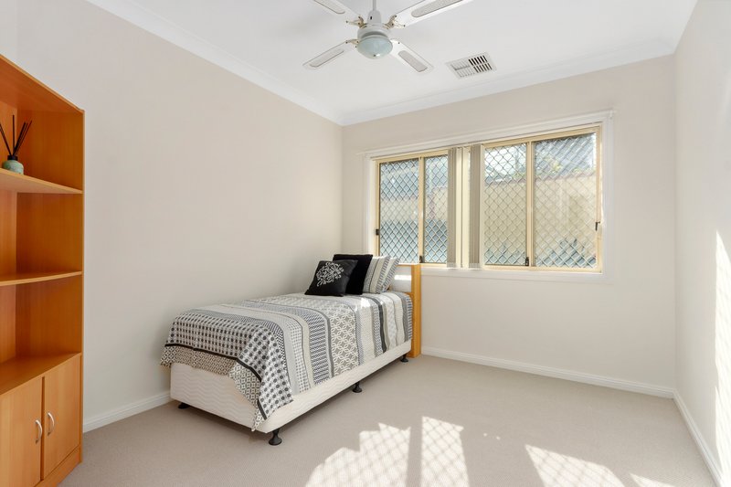 Photo - 2/22-26 Collaroy Avenue, Peakhurst NSW 2210 - Image 5