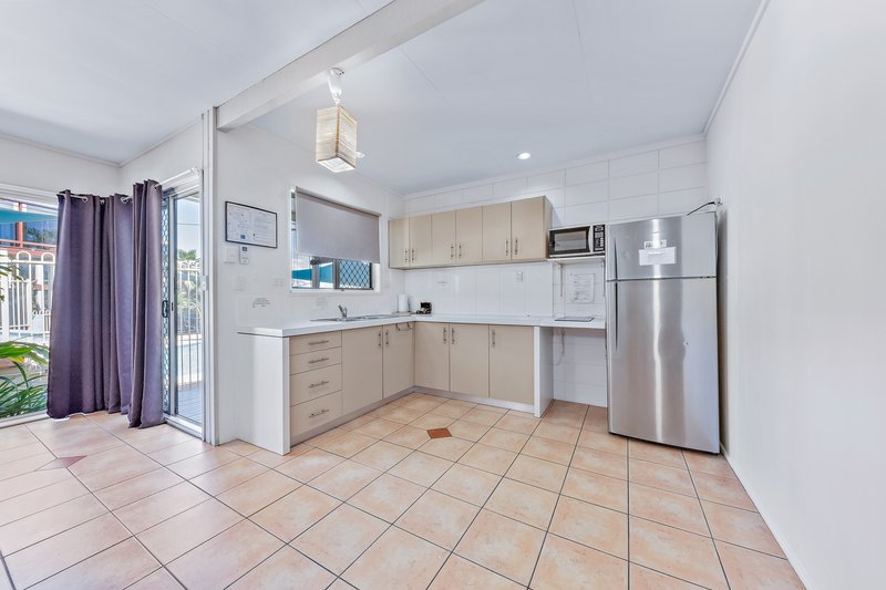 Photo - 2/22 Airlie Crescent, Airlie Beach QLD 4802 - Image 3