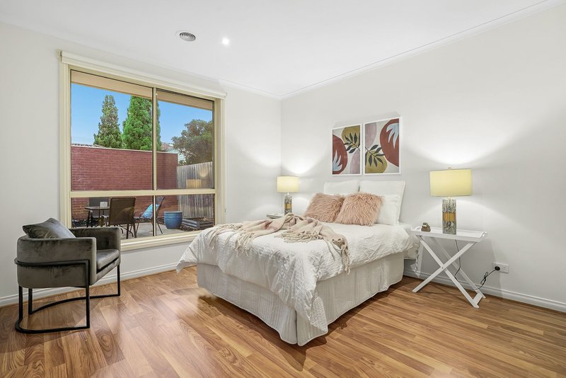 Photo - 2/22 Alice Street, Clayton VIC 3168 - Image 8