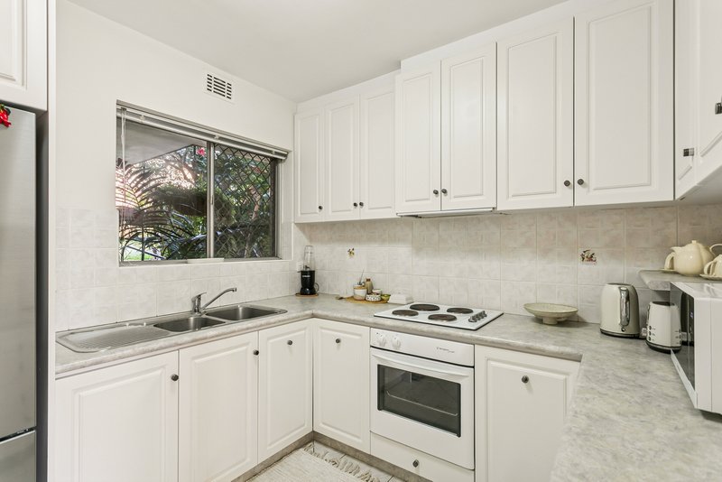 Photo - 2/22 Avonmore Terrace, Cottesloe WA 6011 - Image 8