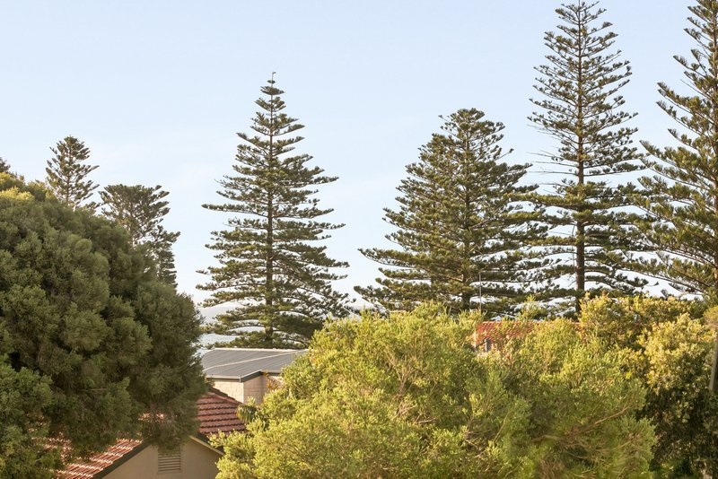 Photo - 2/22 Avonmore Terrace, Cottesloe WA 6011 - Image 19