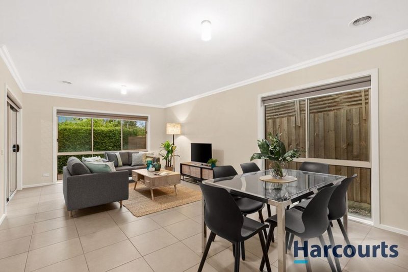 Photo - 2/22 Bateman Street, Wantirna VIC 3152 - Image 3