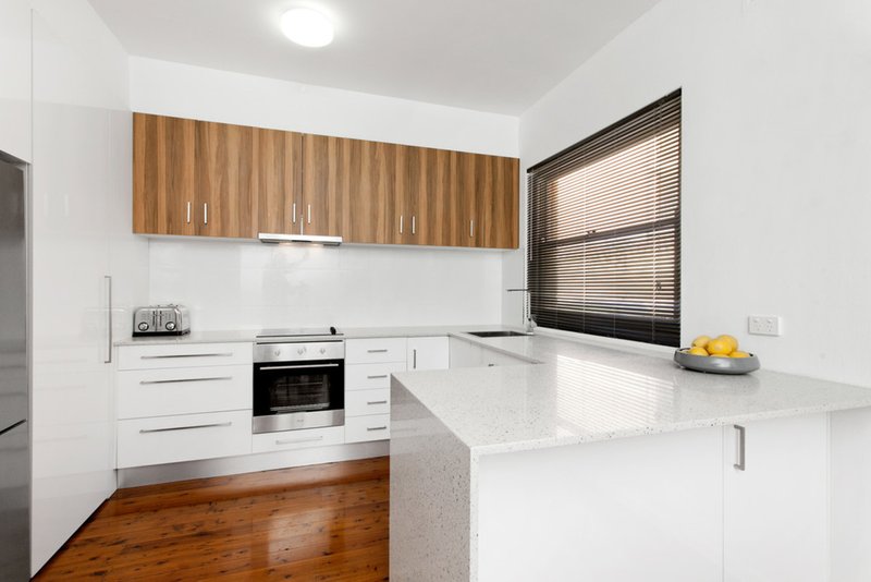 Photo - 22/2 Corrimal Street, Wollongong NSW 2500 - Image 3