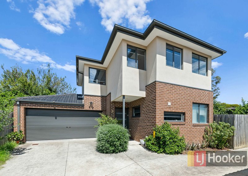 2/22 Dearing Ave , Cranbourne VIC 3977