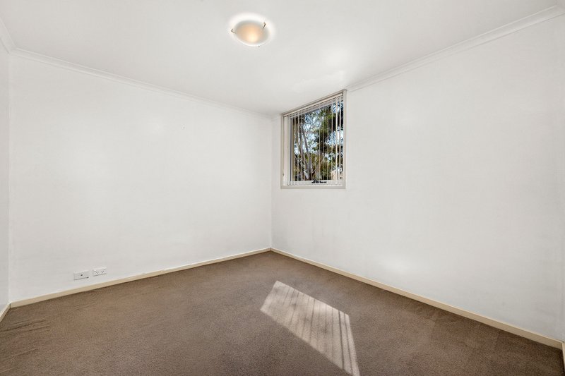 Photo - 22/2 Eardley Street, Bruce ACT 2617 - Image 9