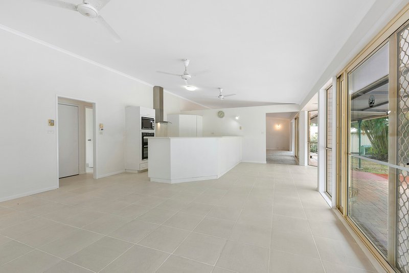 Photo - 222 Forest Acres Drive, Lake Macdonald QLD 4563 - Image 3