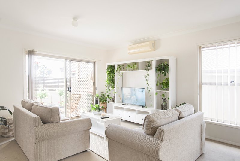 Photo - 2/22 Hickey Street, Cessnock NSW 2325 - Image 3