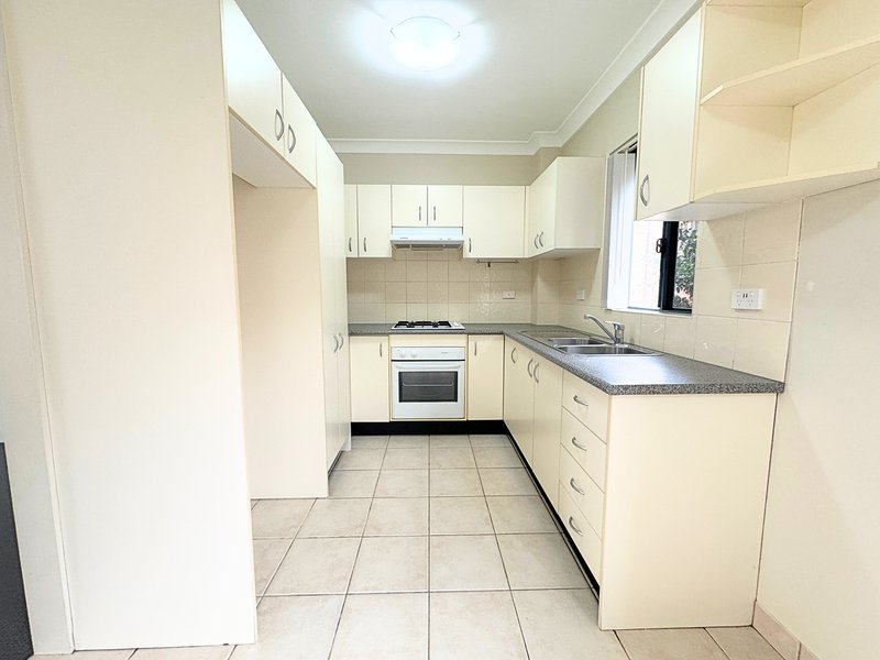 Photo - 2/22 Hutchinson Street, Granville NSW 2142 - Image 3