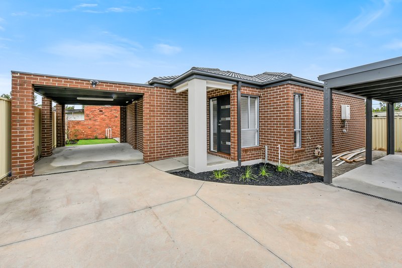 Photo - 2/22 King George Parade, Dandenong VIC 3175 - Image 2