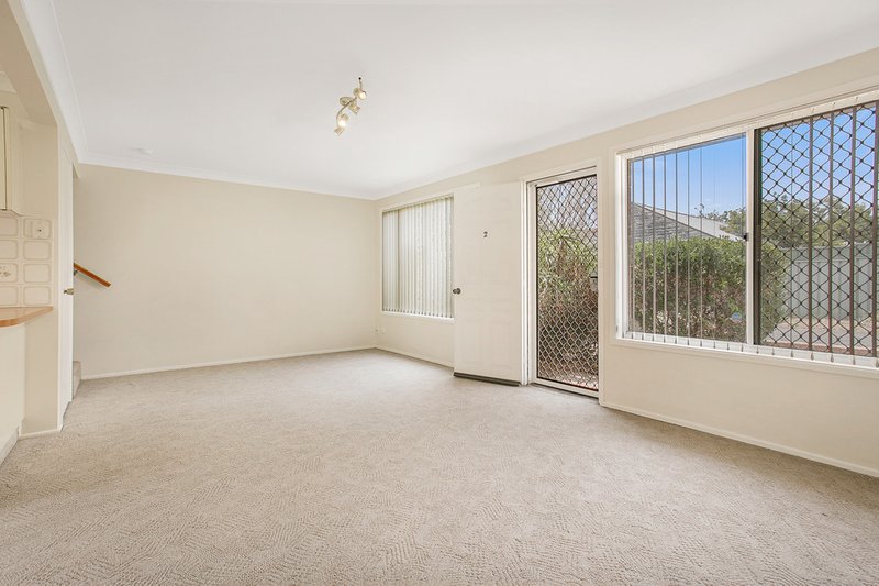 Photo - 2/22 King Street, Tamworth NSW 2340 - Image 2