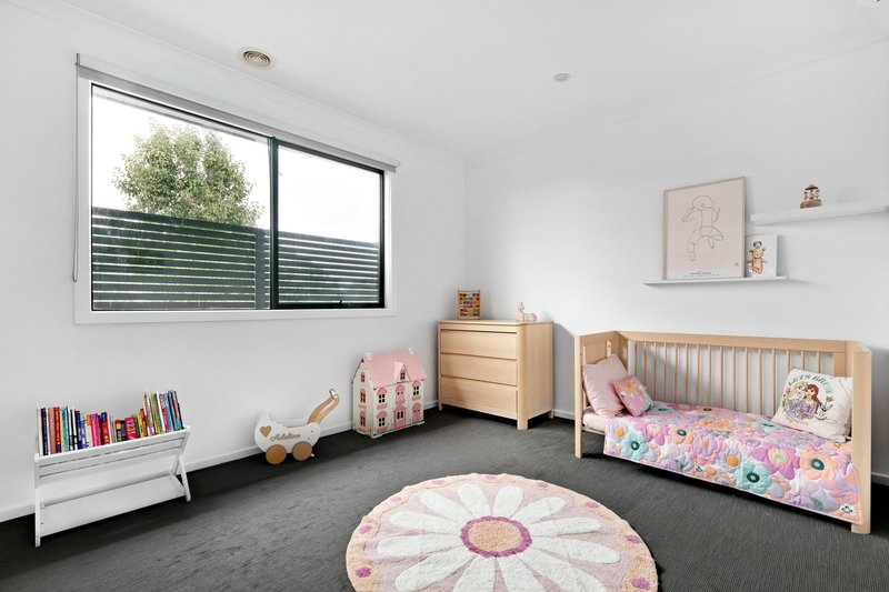 Photo - 2/22 Kitchener Road, Pascoe Vale VIC 3044 - Image 5