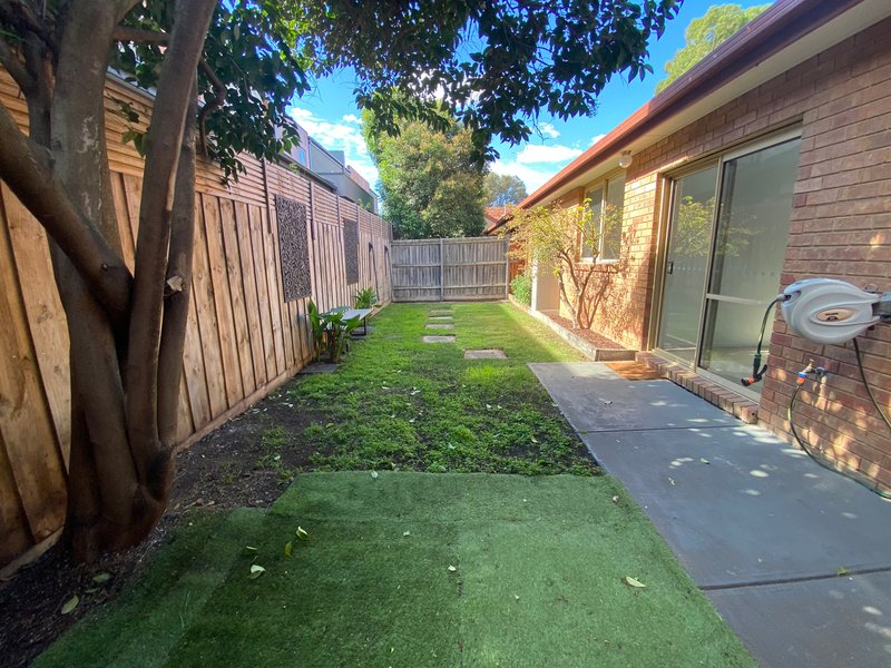 Photo - 2/22 Mclean Street, Brunswick West VIC 3055 - Image 10