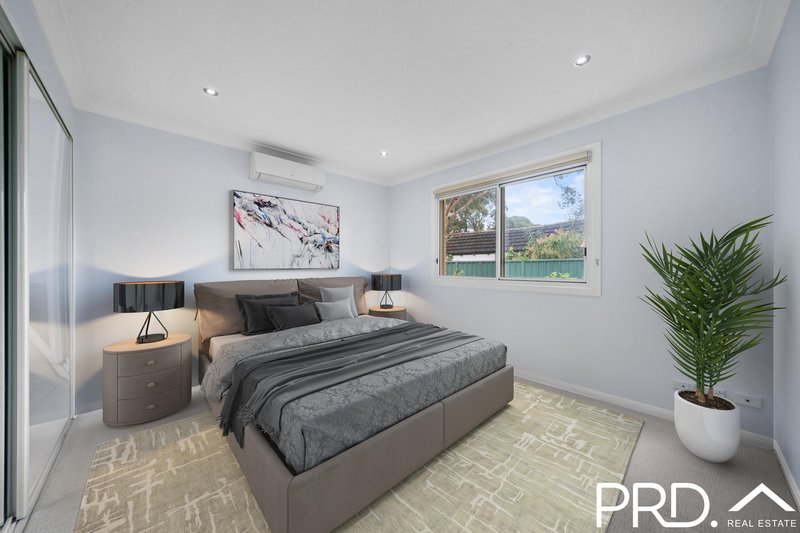 Photo - 2/22 Monie Avenue, East Hills NSW 2213 - Image 4