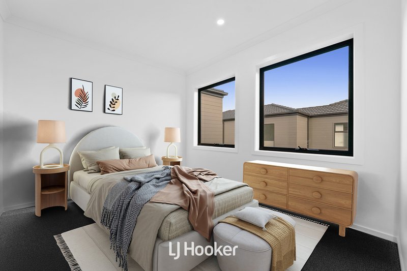 Photo - 2/22 Napier Street, Dandenong VIC 3175 - Image 8