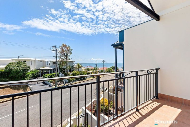Photo - 2/22 Nelson Parade, Manly QLD 4179 - Image 4