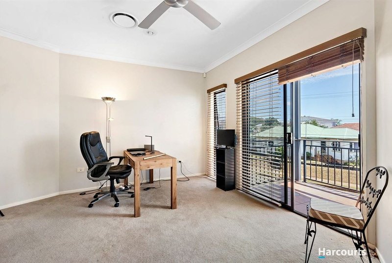 Photo - 2/22 Nelson Parade, Manly QLD 4179 - Image 5