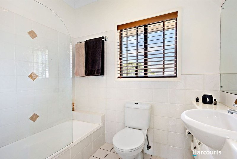 Photo - 2/22 Nelson Parade, Manly QLD 4179 - Image 6