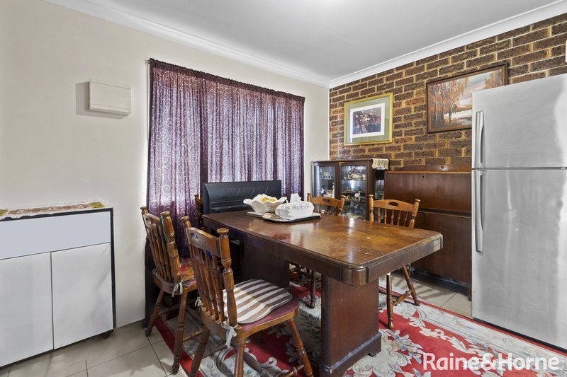 Photo - 2/22 North Road, Woodridge QLD 4114 - Image 4