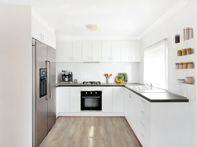 Photo - 2/22 Osborne Street, Wollongong NSW 2500 - Image 3