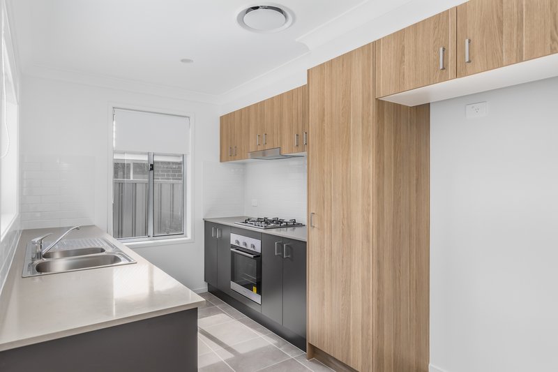 Photo - 2/22 Pikewood Road, Heddon Greta NSW 2321 - Image 2