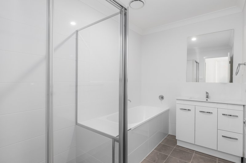 Photo - 2/22 Pikewood Road, Heddon Greta NSW 2321 - Image 4