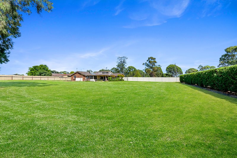 Photo - 222 Racecourse Avenue, Menangle Park NSW 2563 - Image 23