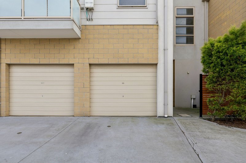 Photo - 22/2 Rockgarden Drive, Truganina VIC 3029 - Image 19